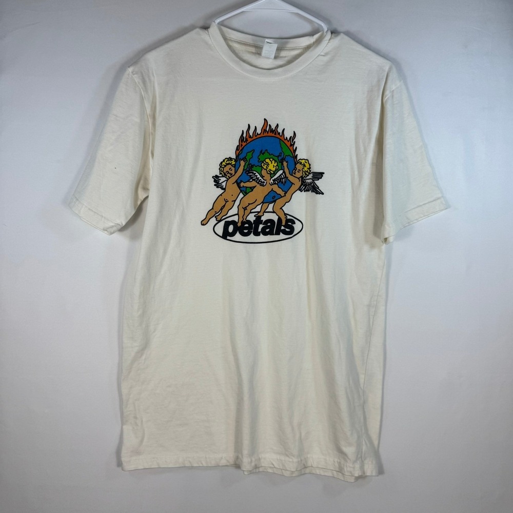 Petals by Petals and Peacocks Mens Cherub Flaming Globe Graphic T-Shirt Cream M
